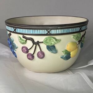 Mikasa ‘Garden Harvest’ bowl KT439